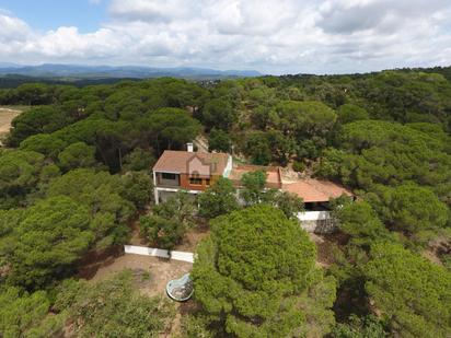 Vista exterior de Casa o xalet en venda en Tordera amb Jardí privat i Terrassa