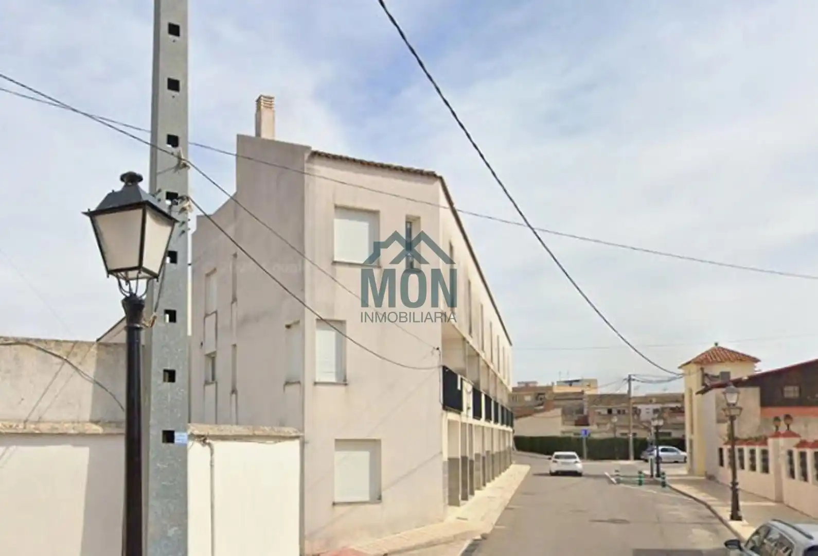 Vista exterior de Edificio en venta en Bellús