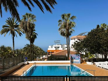 Apartament amb balcó en venda a Avenida Avenida Santiago Puig 7