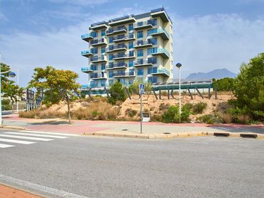 Apartamento con piscina en venta en Calle BENIMANTELL
