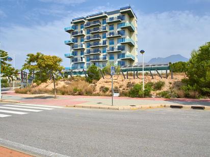 Vista exterior de Apartament en venda en Finestrat amb Aire condicionat, Terrassa i Jacuzzi