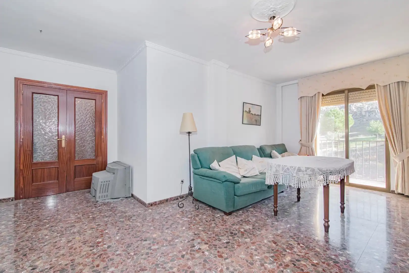 Wohnzimmer von Wohnung zum Verkauf in Montefrío mit Balkon