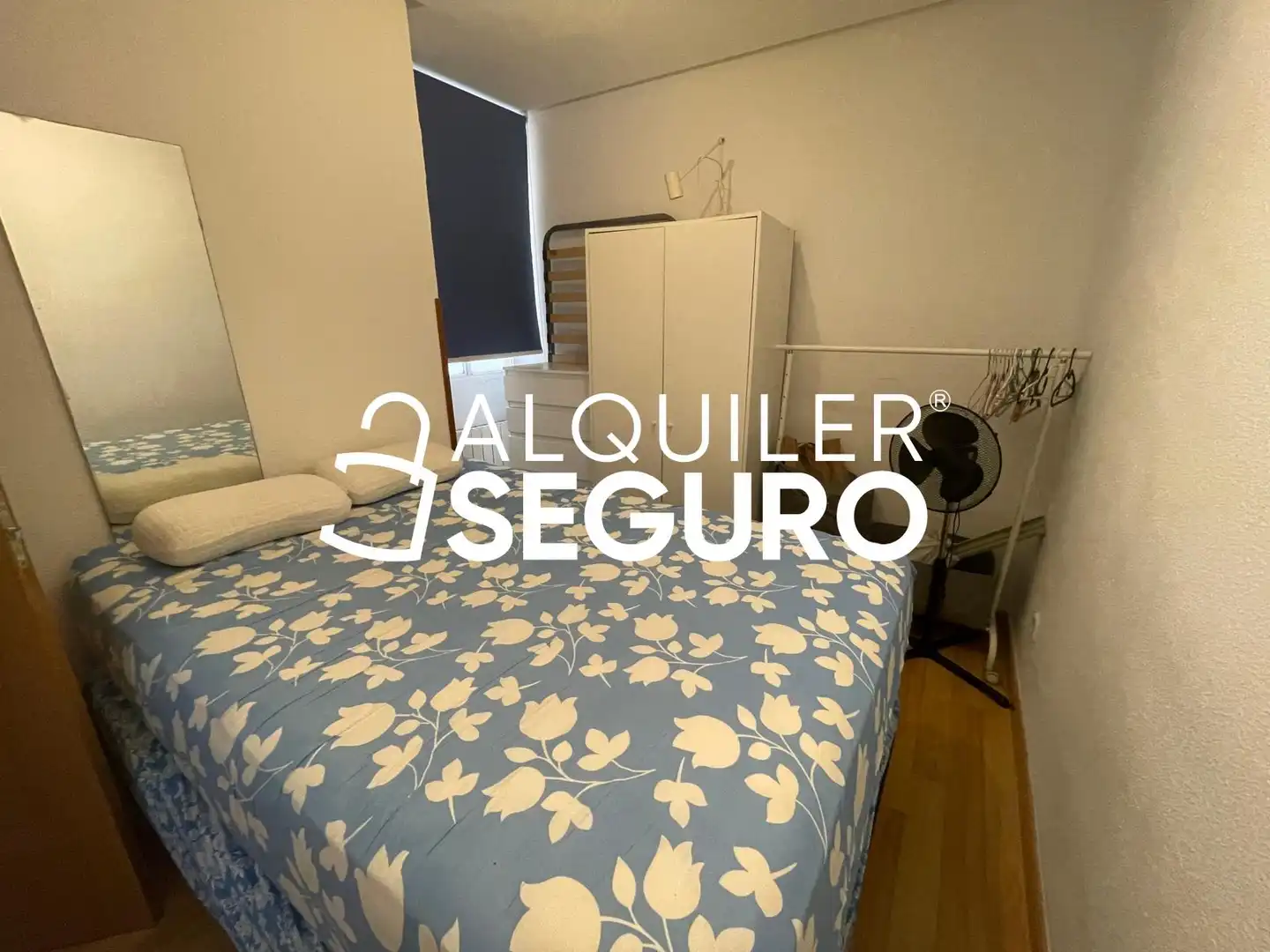 Bedroom of Flat for rent in Madrid  with Heating and Furnished