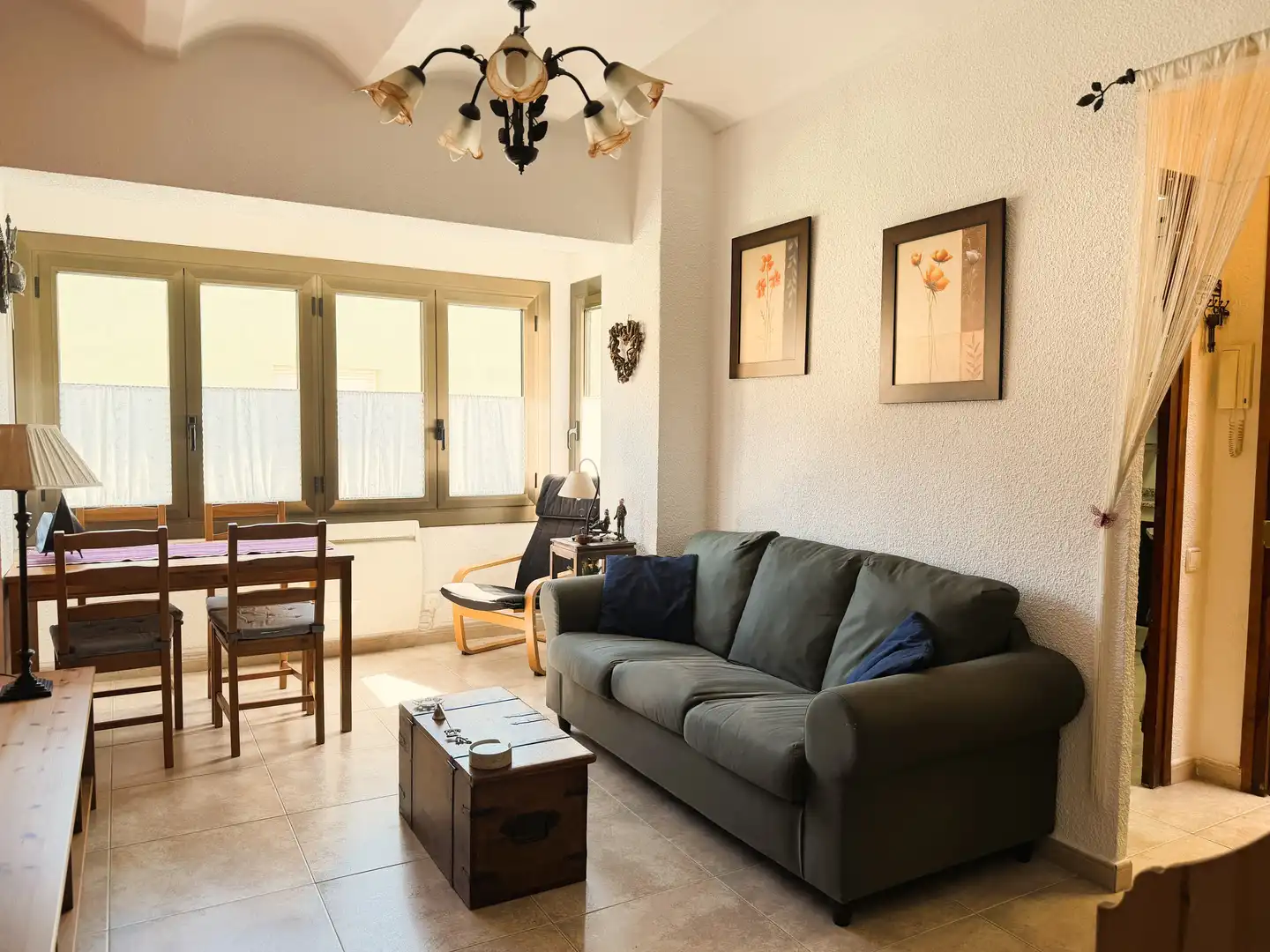 Sala de estar de Piso en venta en Bagà con Calefacción, Amueblado y Horno