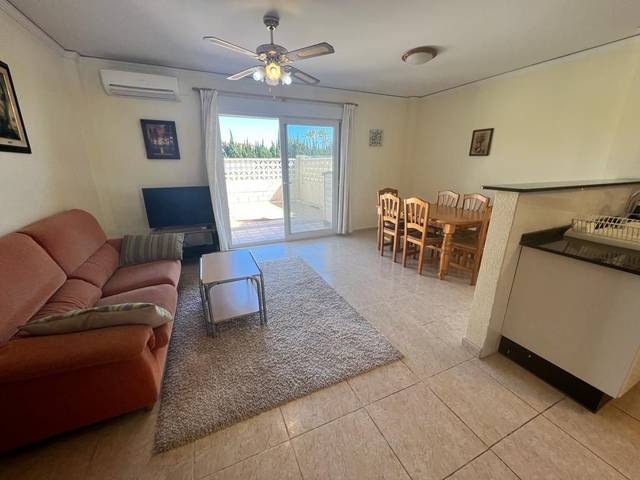 Casa adosada en Alquiler en 16 en Els Poblets