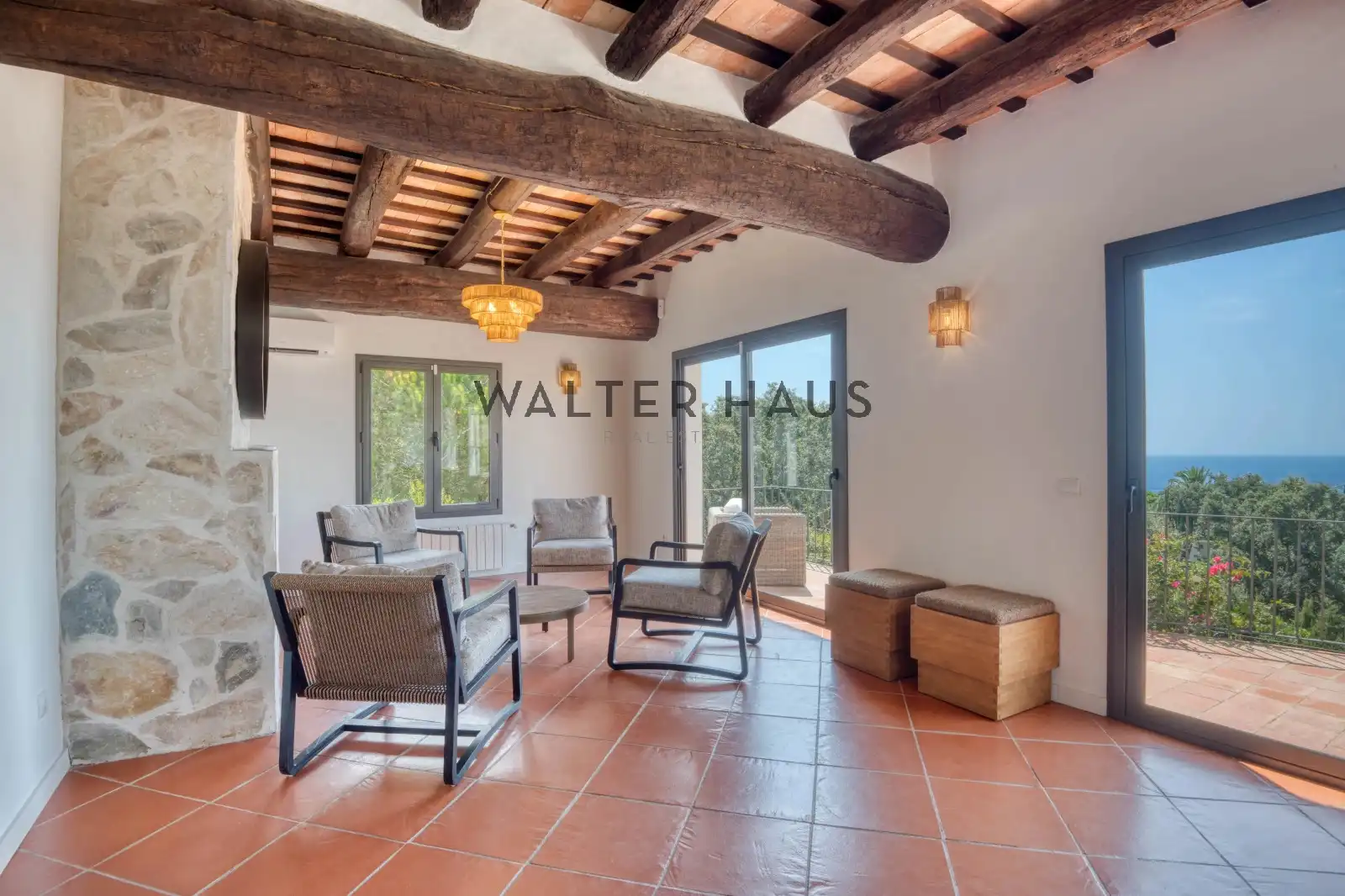 Casa amb terrassa en venda a Avinguda de Vallvanera, imagen 55