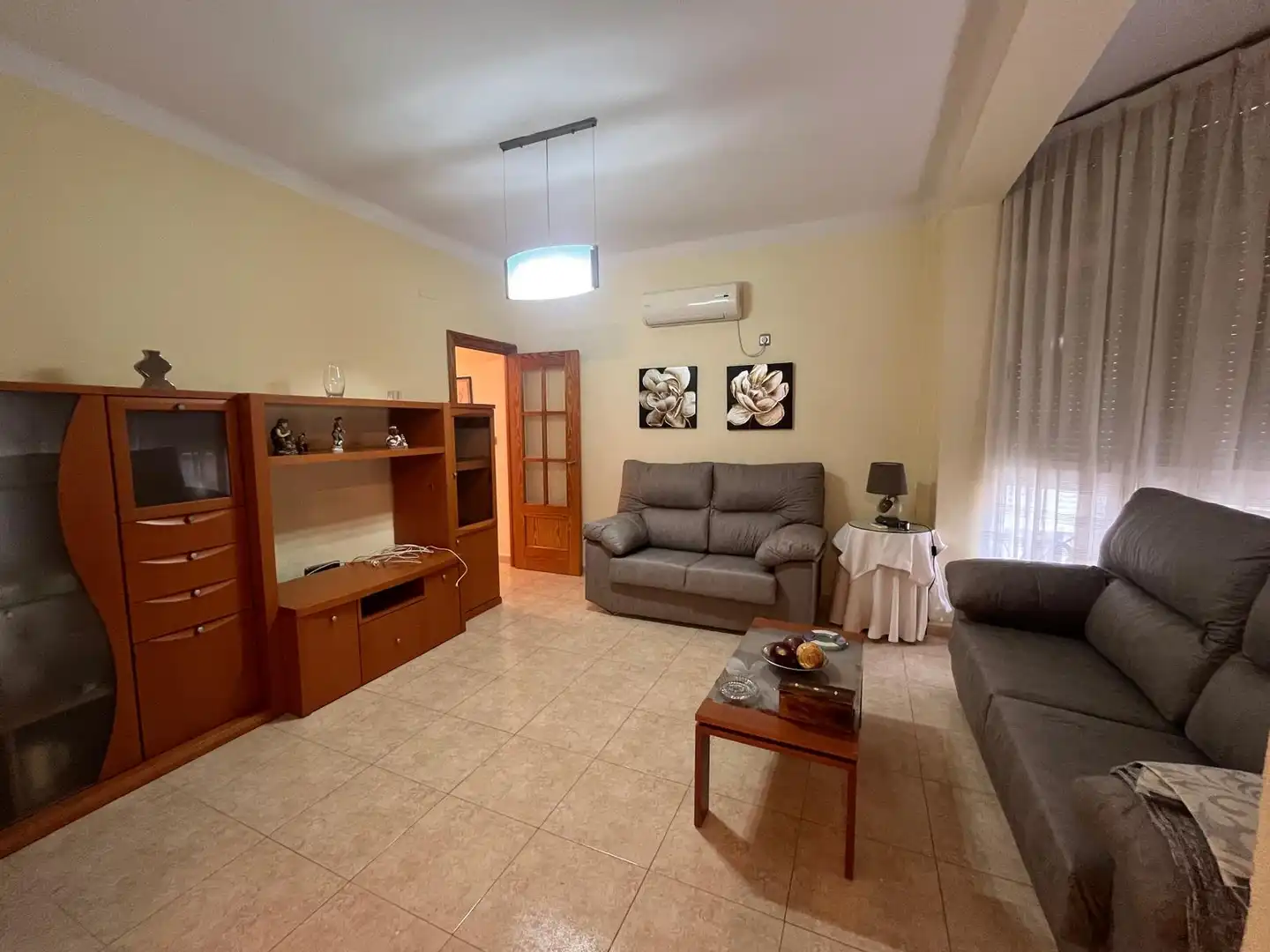 Sala d'estar de Pis en venda en Cartagena amb Aire condicionat i Moblat