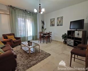 Flat to rent in Menéndez Pelayo, Centro ciudad