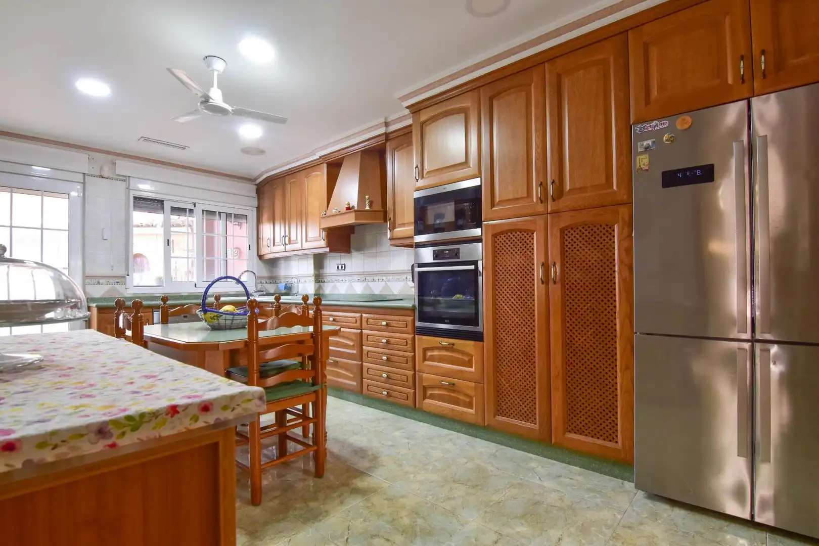 Cocina de Casa o chalet en venta en Canals con Aire acondicionado, Calefacción y Terraza