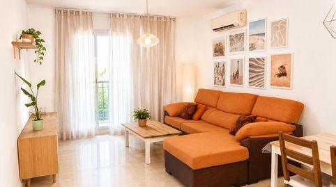 Foto 3 de Piso de alquiler en Arroyo de la Miel, Benalmádena
