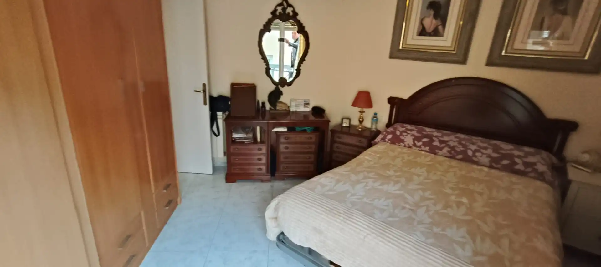 Schlafzimmer von Wohnung zum Verkauf in Pineda de Mar mit Klimaanlage und Heizung