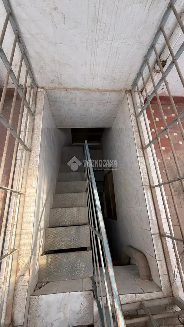 Casa adosada en venta en Almería con Amueblado
