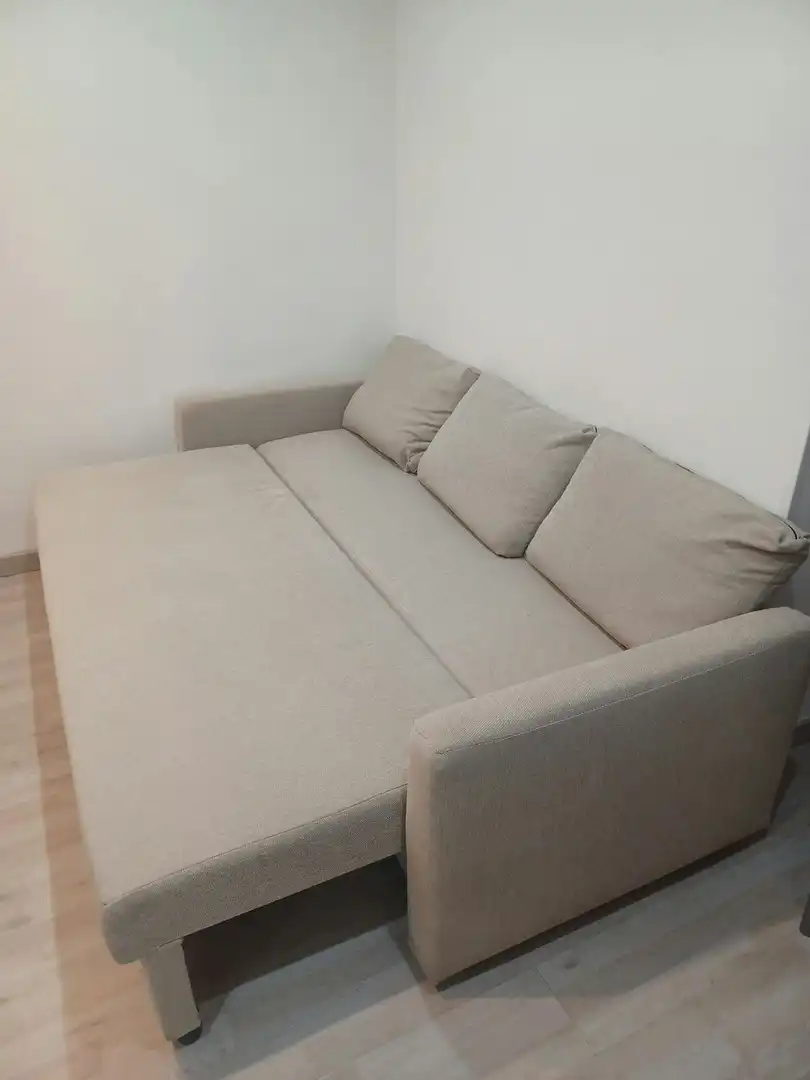 Schlafzimmer von Wohnung zur Miete in Madrid mit Klimaanlage, Heizung und Möbliert