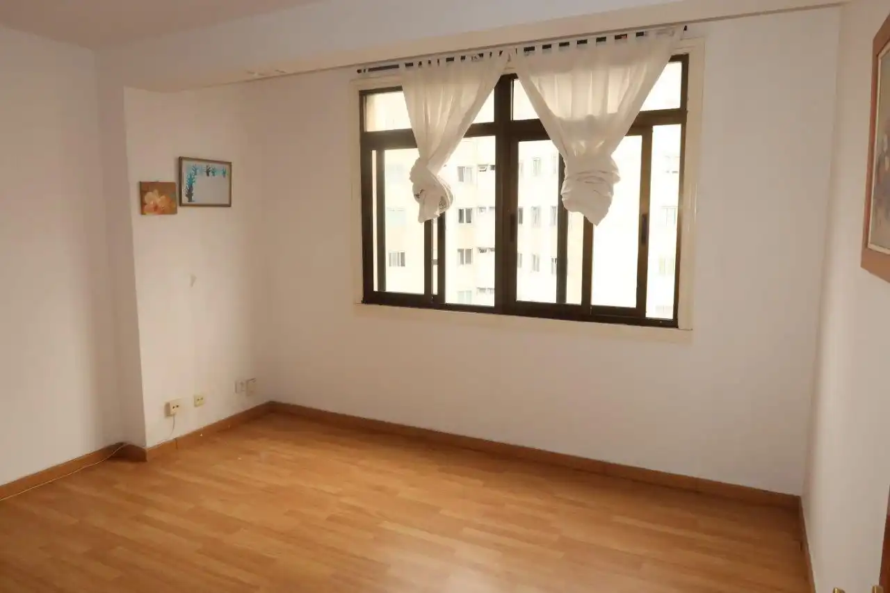 Habitación de Piso en venta en A Coruña Capital 