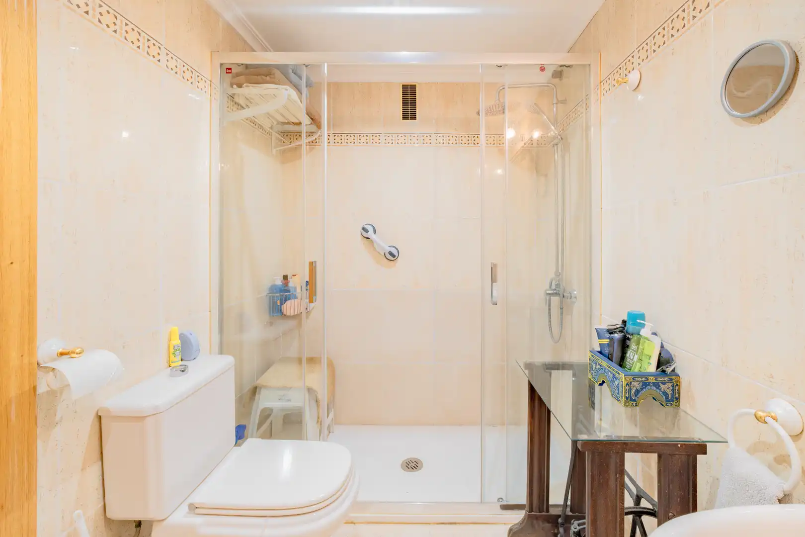 Baño de Piso en venta en Valencia con Aire acondicionado, Calefacción y Horno