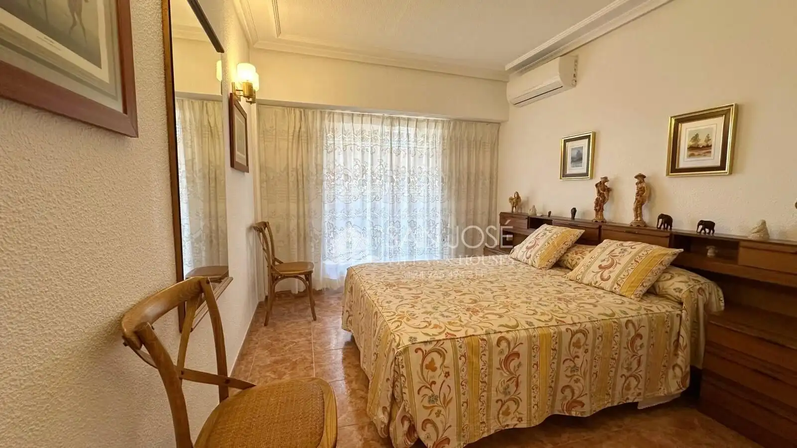 Habitación de Piso en venta en Elche / Elx con Calefacción, Terraza y Balcón