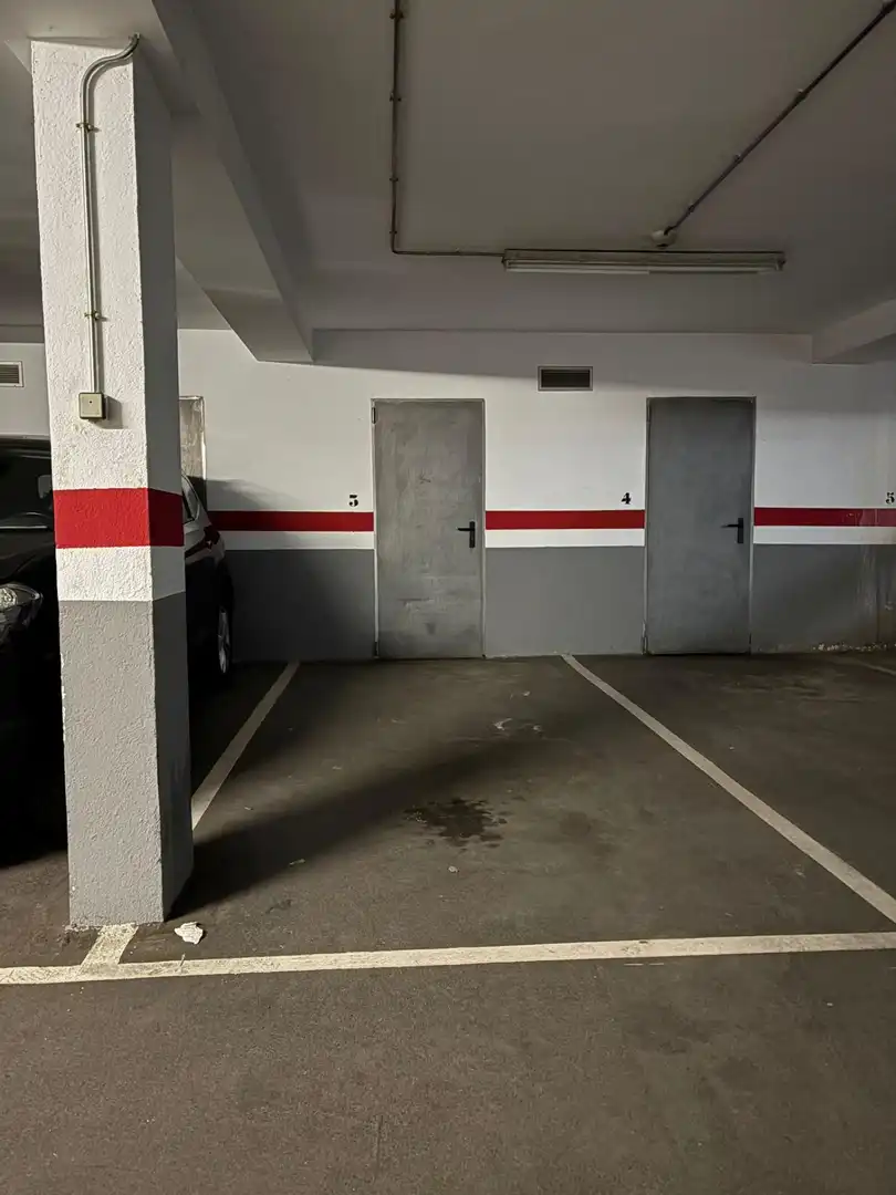 Parking de Ático en venta en Sant Andreu de Llavaneres con Aire acondicionado, Terraza y Trastero