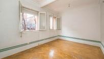 Bedroom of Flat for sale in  Madrid Capital  with Heating