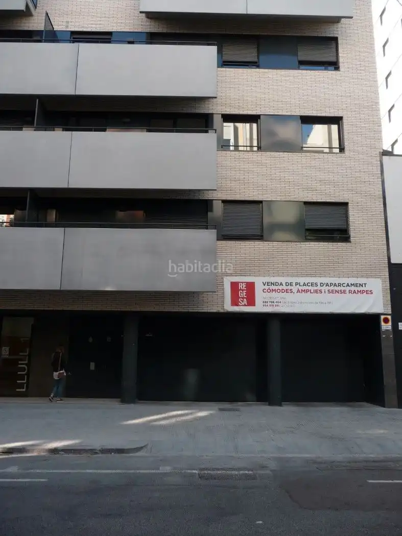 Einzelparkplatz zur Miete in Carrer de Llull 180