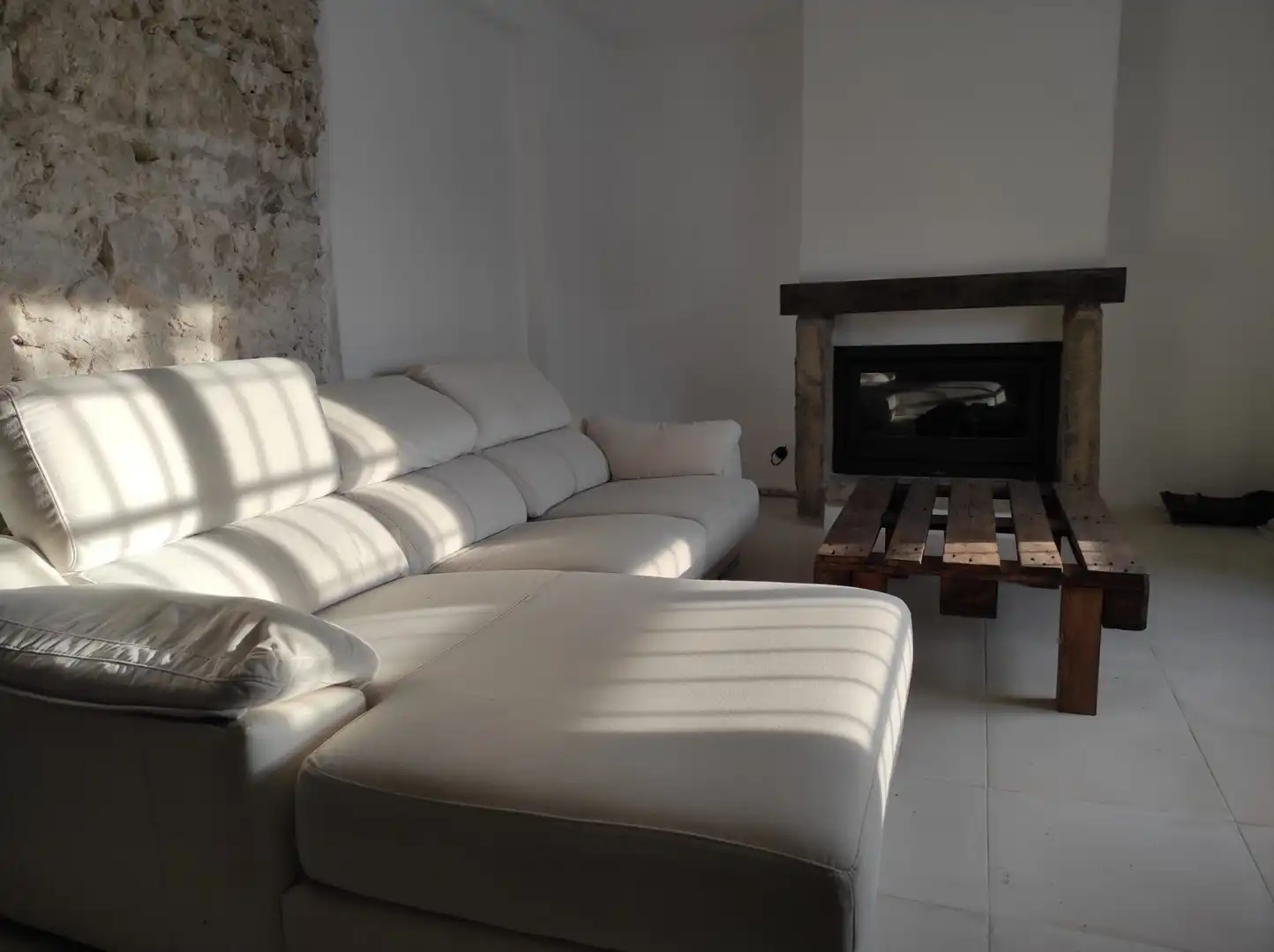 Sala d'estar de Casa o xalet en venda en Pegalajar amb Terrassa i Piscina