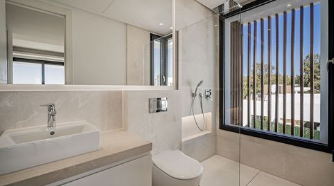 Foto 4 de Casa o xalet en venda a Avenida de la Gardenia, Paraiso - Barronal, Estepona