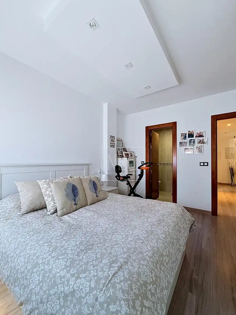 Habitación de Ático en venta en Las Gabias con Aire acondicionado, Calefacción y Terraza
