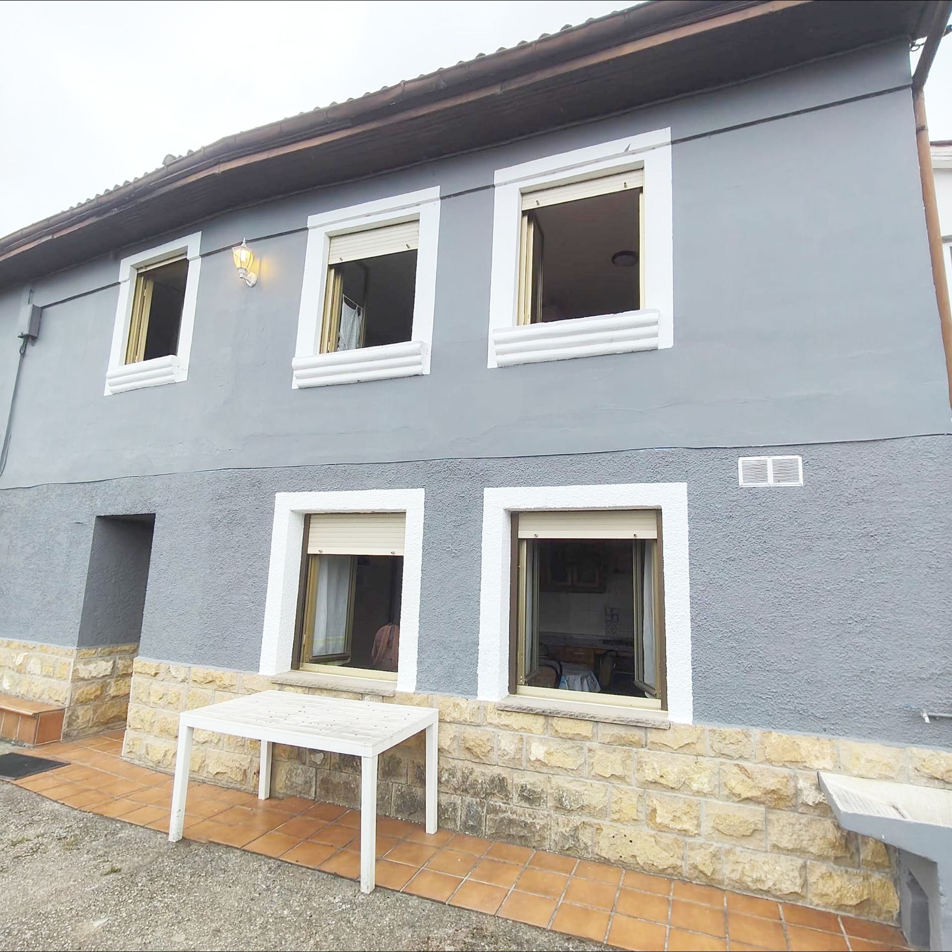 Vista exterior de Casa o chalet en venta en Bimenes con Terraza y Trastero