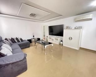 Living room of Single-family semi-detached for sale in San Vicente del Raspeig / Sant Vicent del Raspeig  with Air Conditioner, Terrace and Balcony