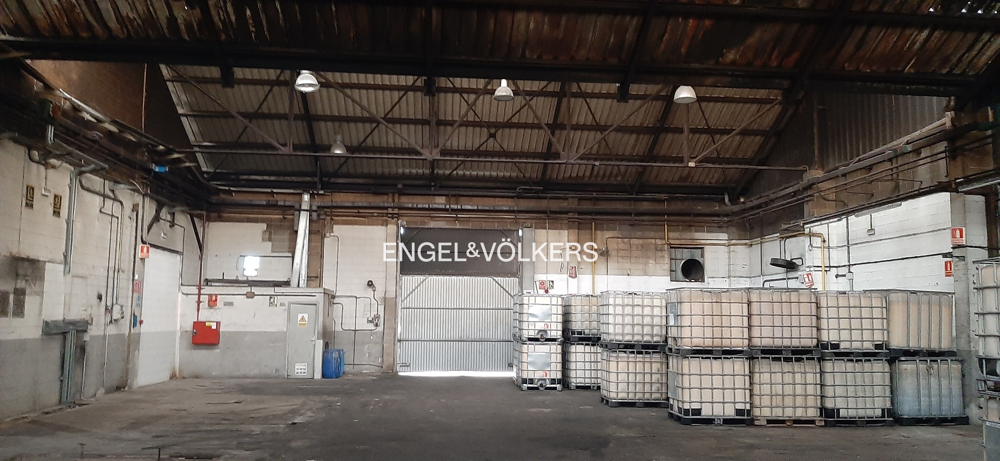 Industrial buildings for sale in Sant Cugat del Vallès