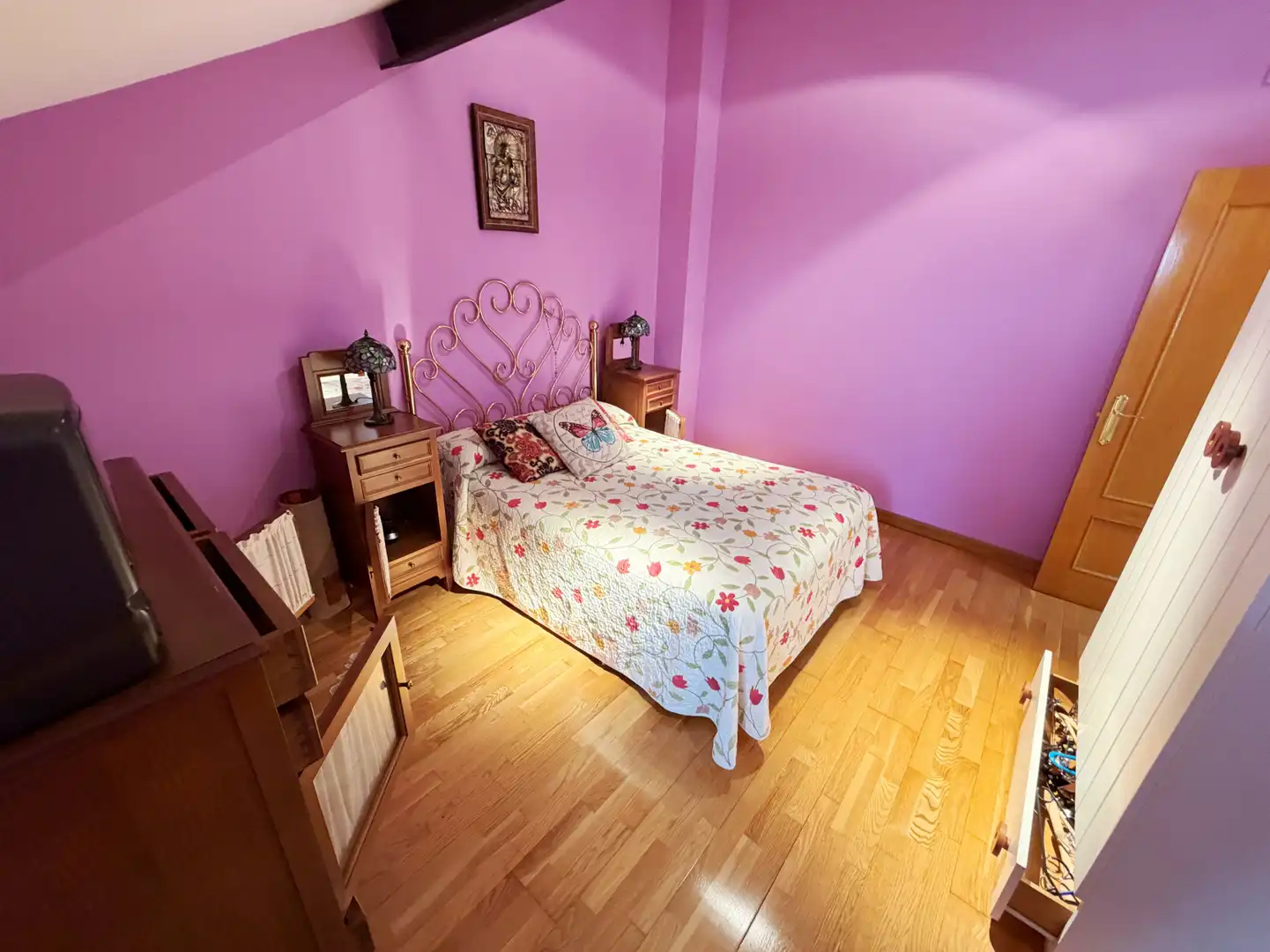 Habitación de Casa adosada en venta en Cabranes con Calefacción y Terraza