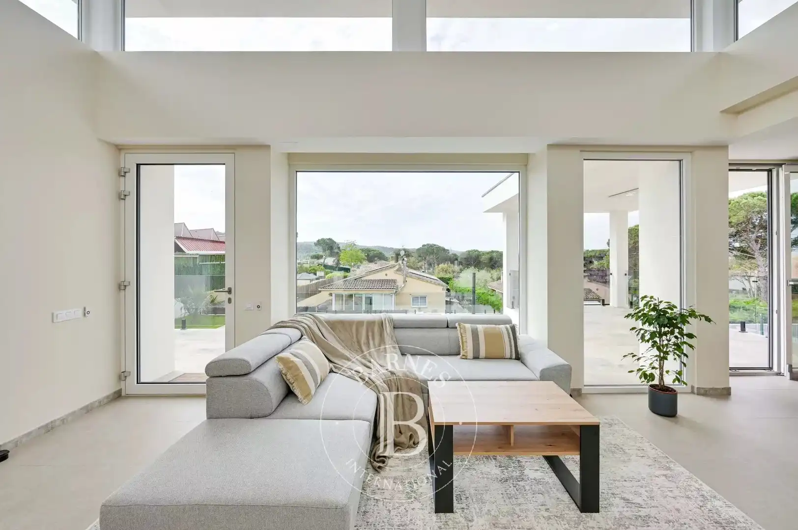 Casa amb piscina en venda a La Goba, imagen 4