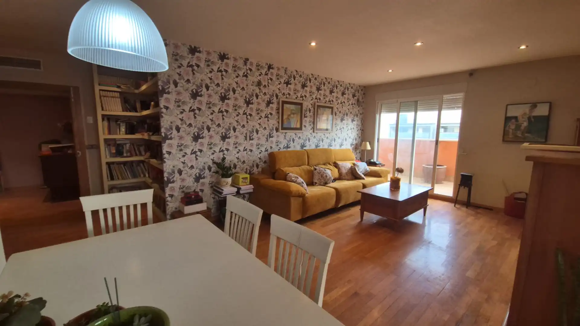 Sala d'estar de Àtic en venda en Alcantarilla amb Aire condicionat, Terrassa i Traster