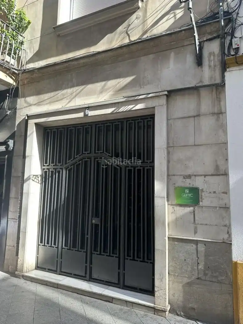 Àtic amb ascensor de lloguer a Calle José de Velilla 4, imagen 27