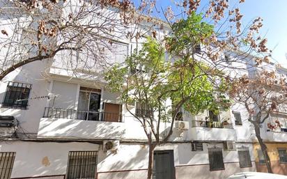 Exterior view of Flat for sale in  Sevilla Capital