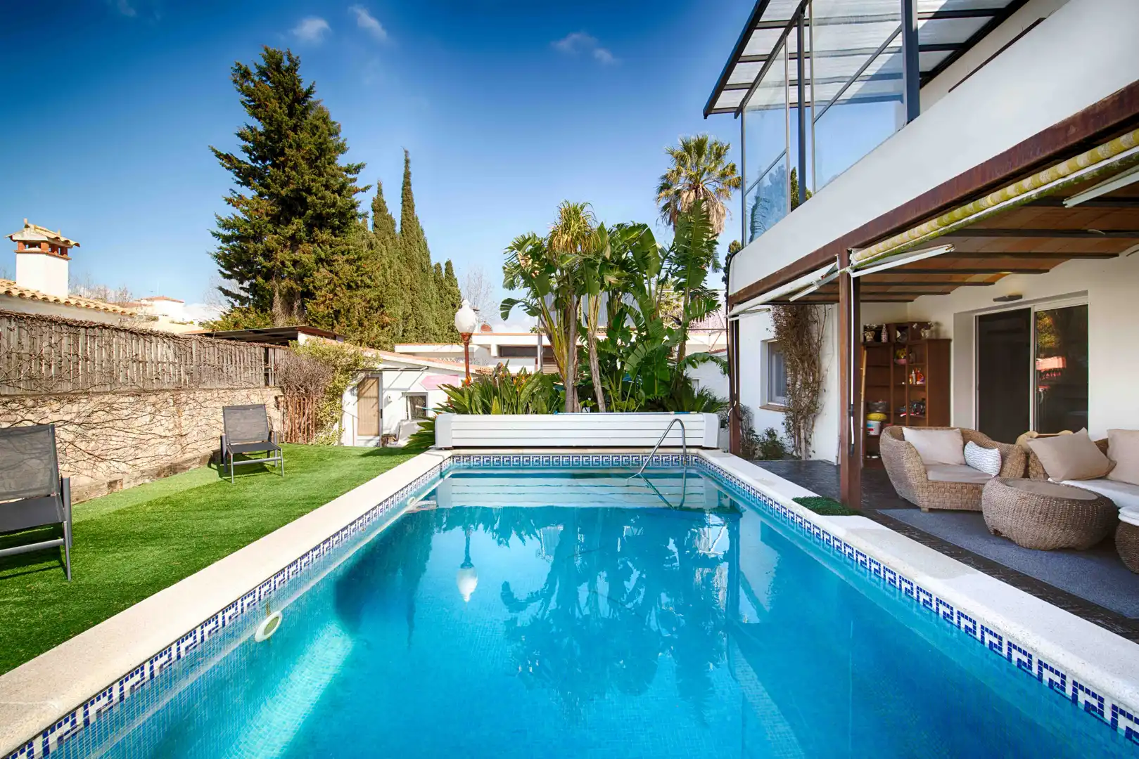 Casa con terraza en venta en Carrer Carmençó, imagen 3