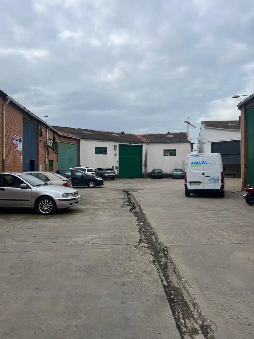 Parking de Nave industrial en venta en Córdoba