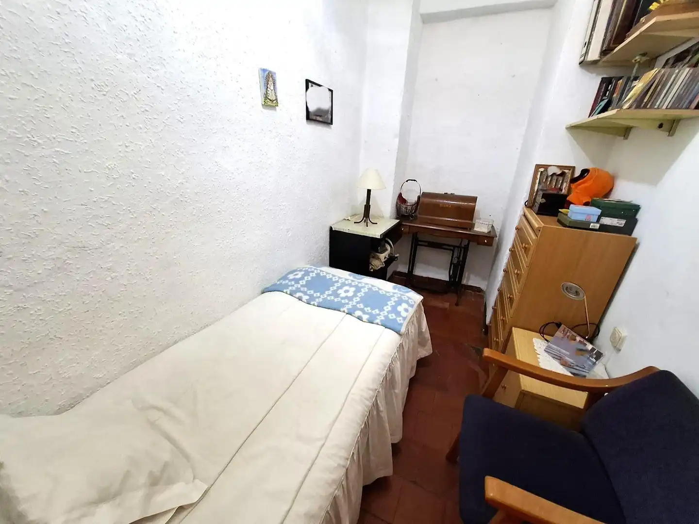 Dormitori de Casa o xalet en venda en Ontinyent amb Terrassa i Balcó