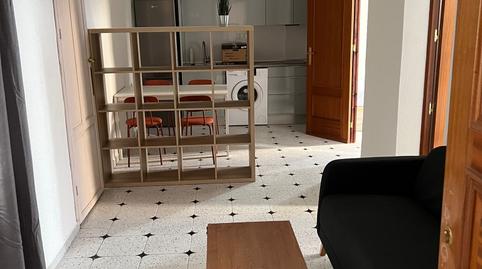 Photo 2 of Flat for rent in Calle Alhóndiga, 16, Centro - Sagrario,  Granada Capital