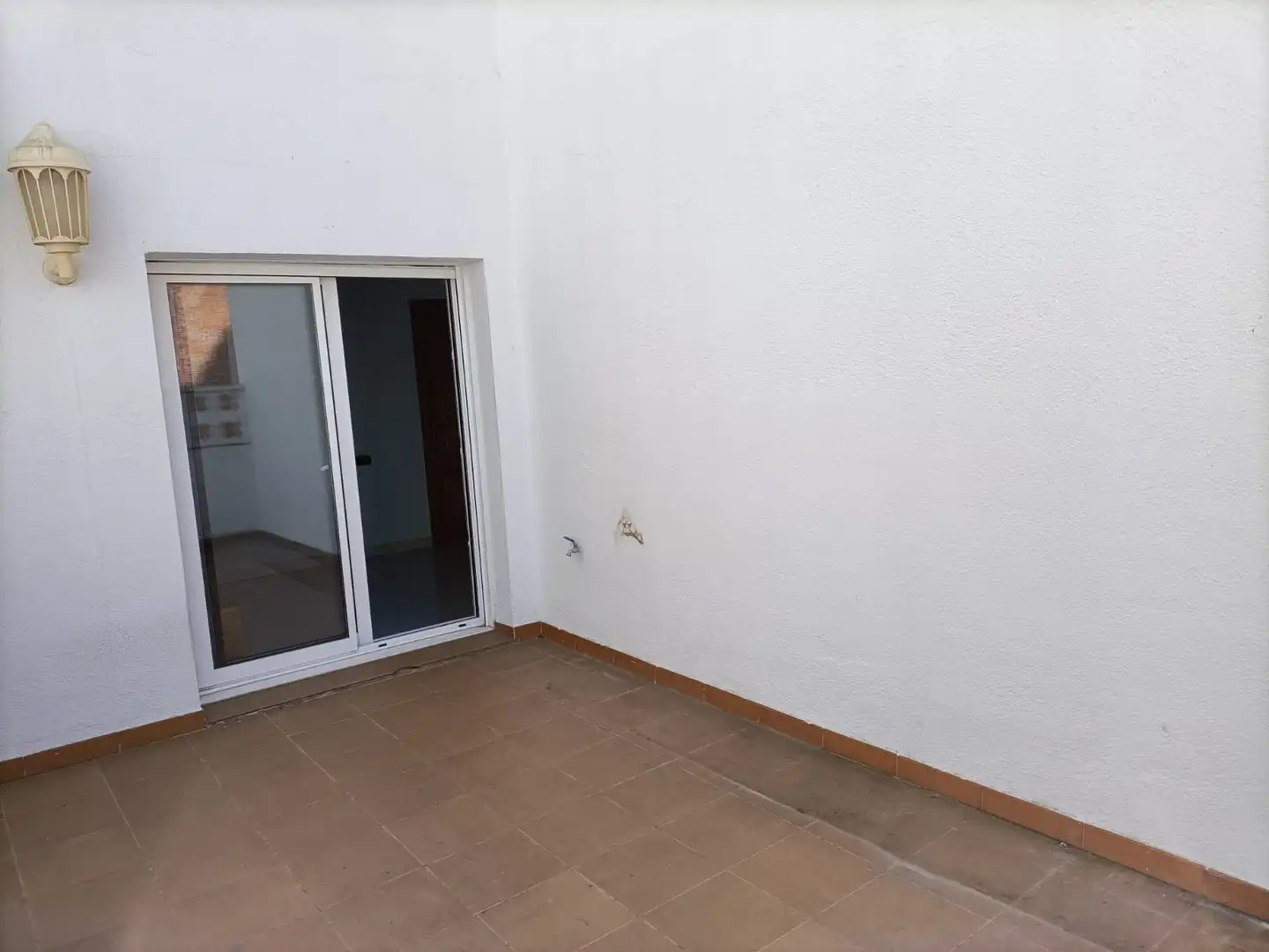 Terraza de Dúplex en venta en Pineda de Mar con Calefacción, Terraza y Amueblado