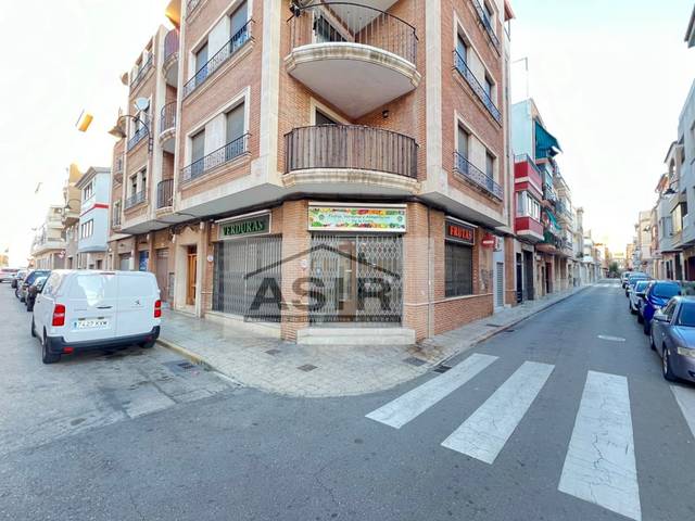 Local comercial en Alquiler en Calle O'Donell en Sants Patrons