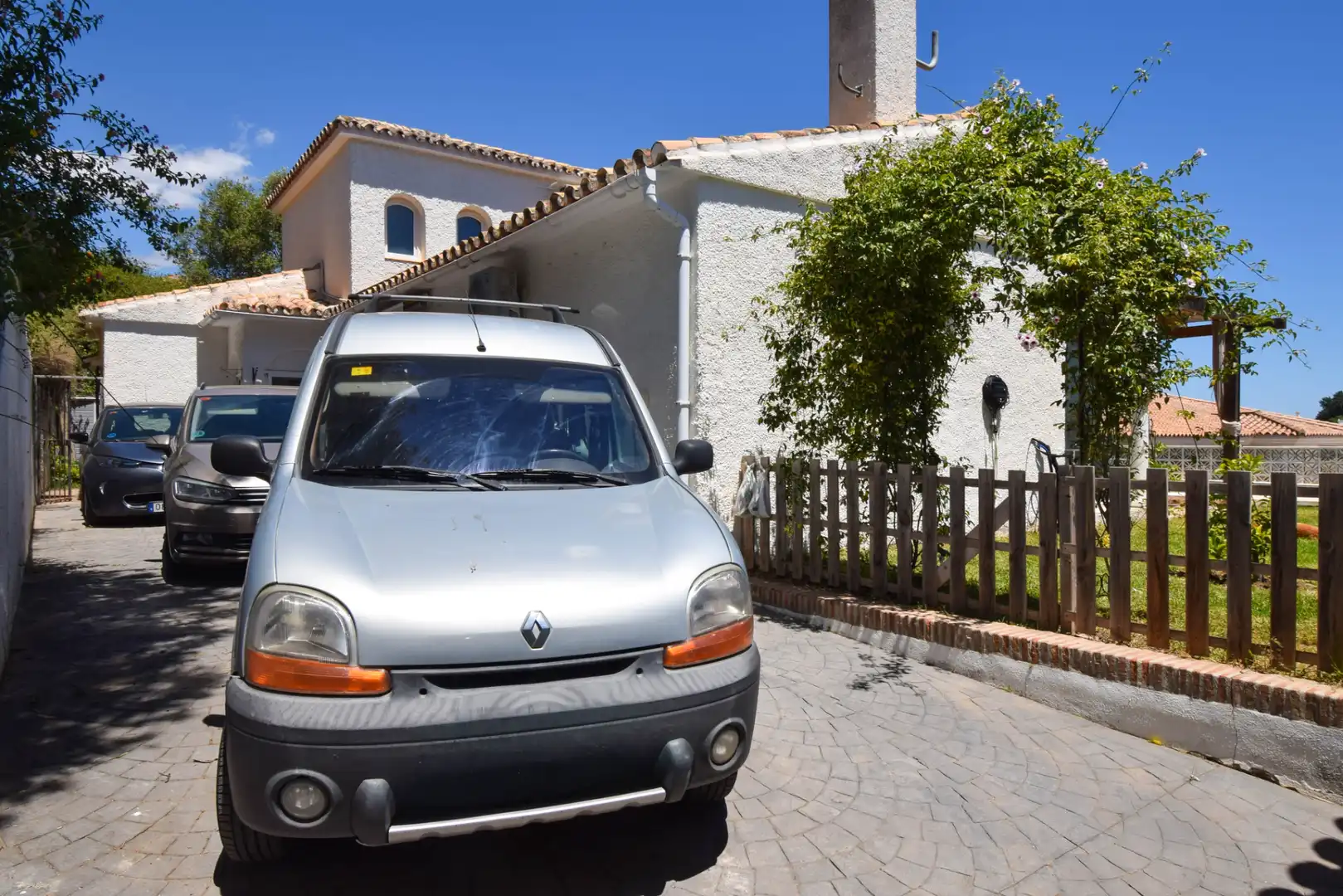 Aparcament de Casa o xalet en venda en Mijas amb Aire condicionat, Jardí privat i Terrassa