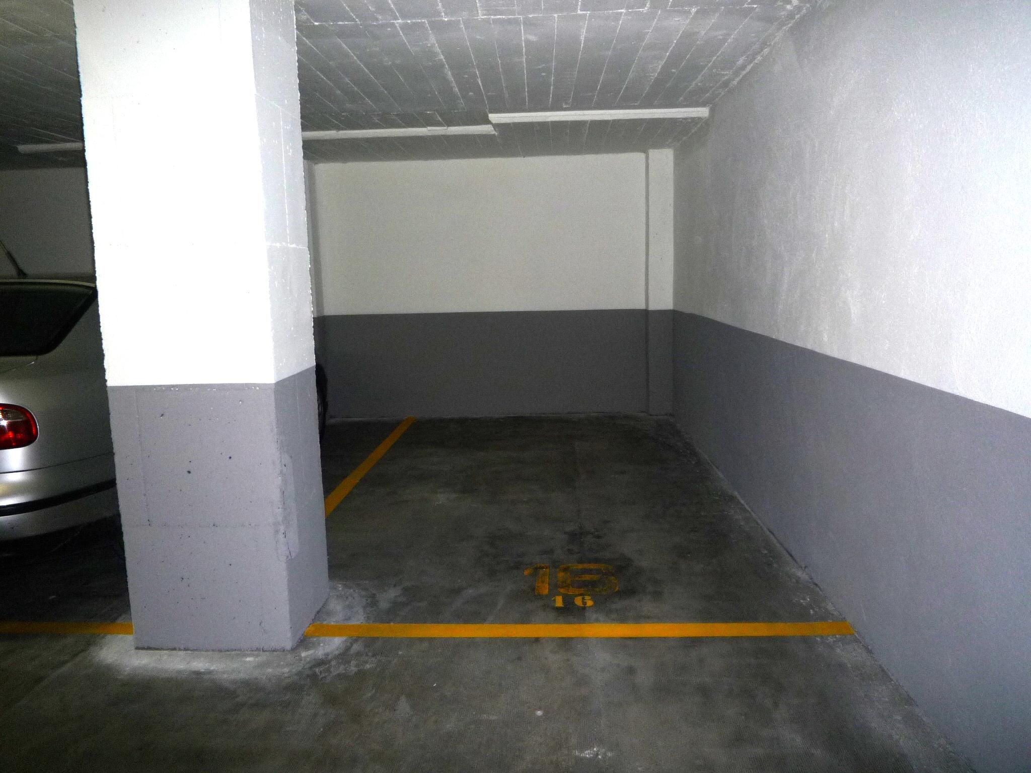 Garatge en venda a Plaza la Mancha, 4, Centro