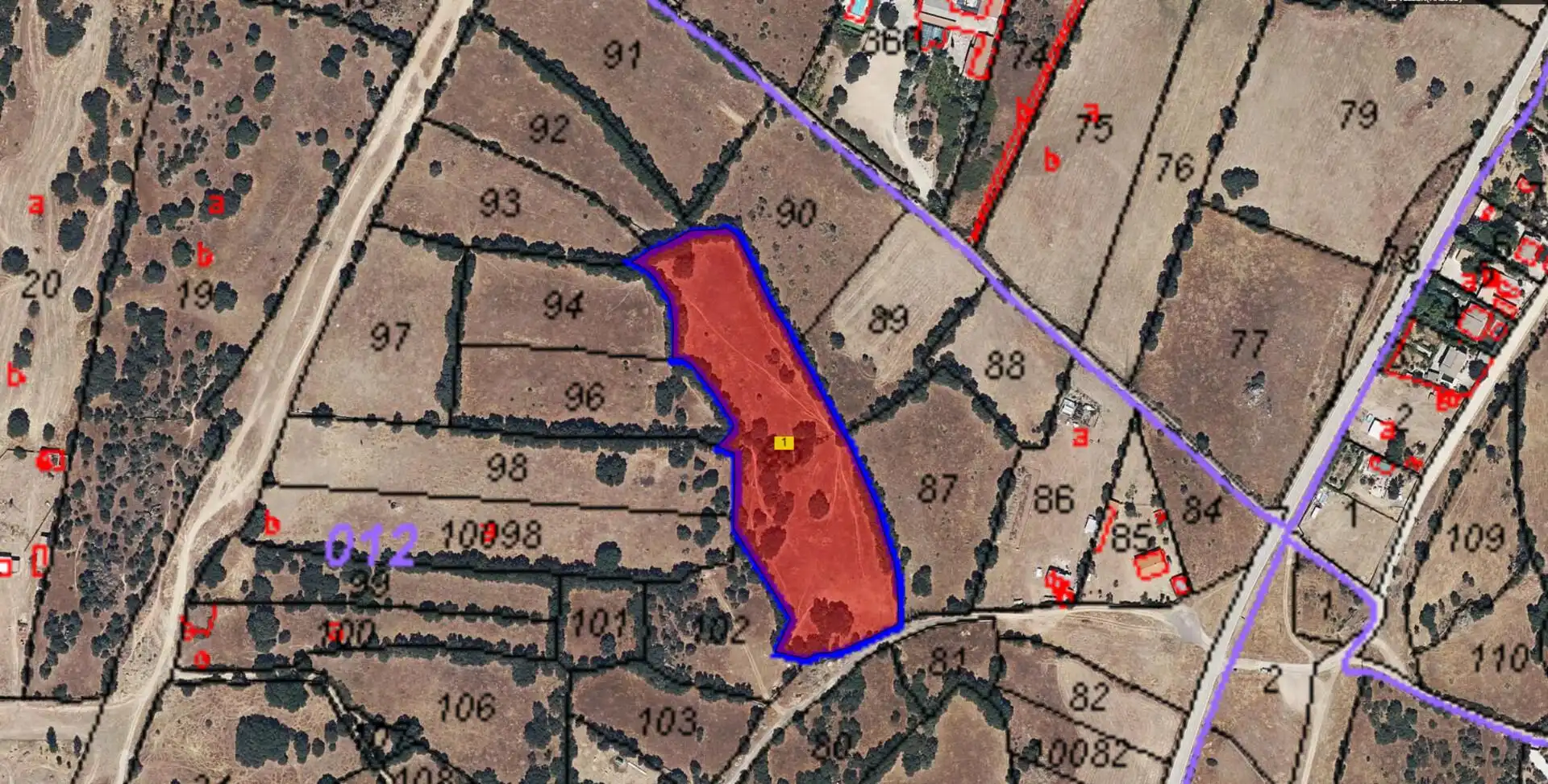 Terreno rustico in vendita a 12 PARCELA 95