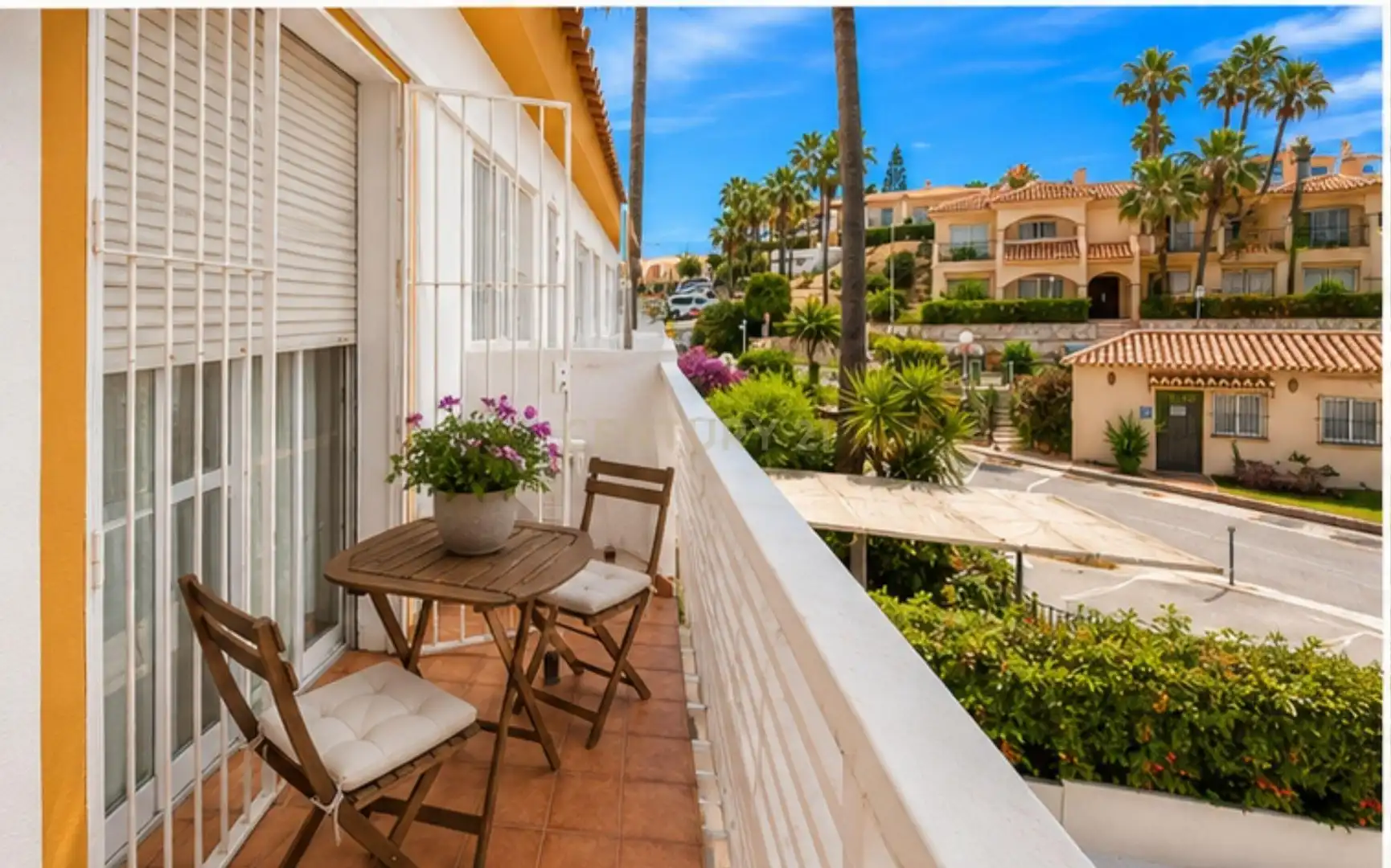 Terrassa de Casa adosada en venda en Mijas amb Aire condicionat, Jardí privat i Piscina