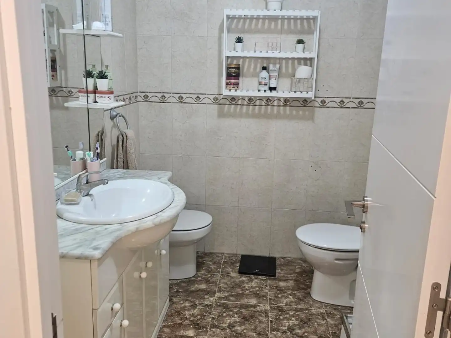 Baño de Piso en venta en Málaga con Aire acondicionado, Terraza y Amueblado