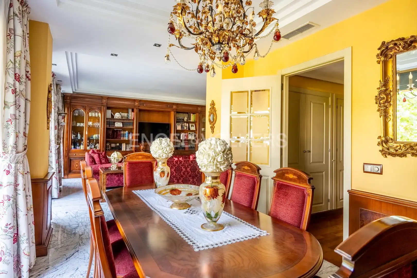 Dining room of Flat for sale in Sevilla  with Air Conditioner, Heating and Private garden