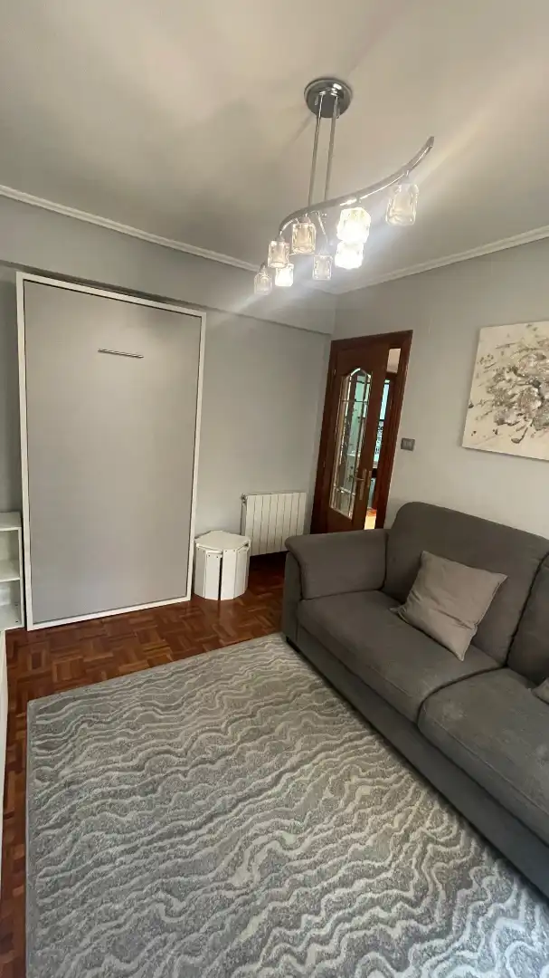 Sala d'estar de Pis en venda en Portugalete amb Calefacció, Parquet i Moblat