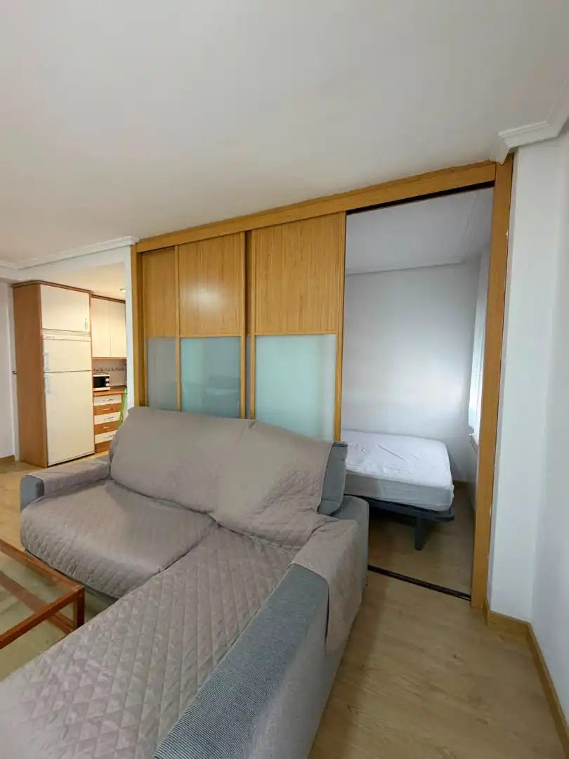 Habitación de Apartamento de alquiler en Puerta de Toledo - Atalaya
