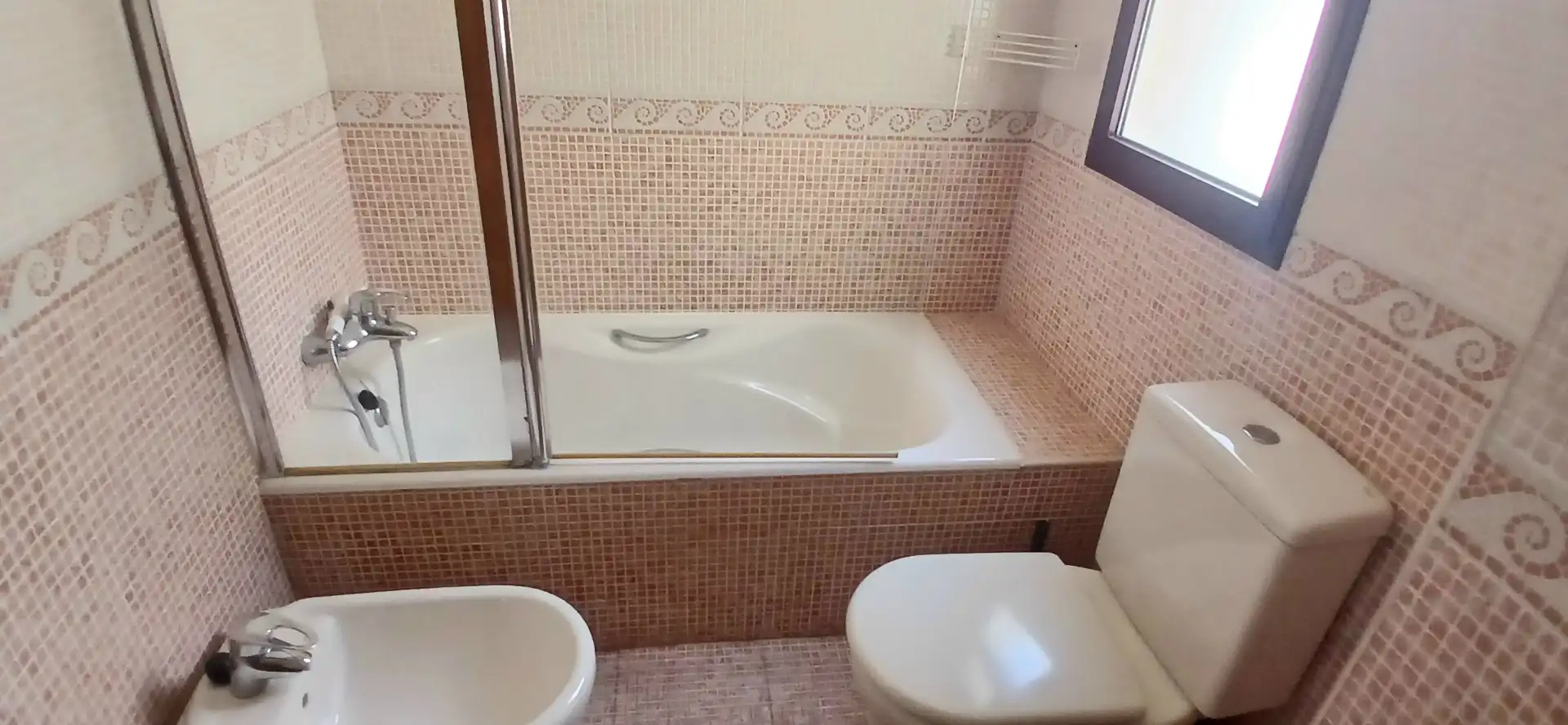Bathroom of Attic for sale in Almería  with Air Conditioner, Terrace and Storage room