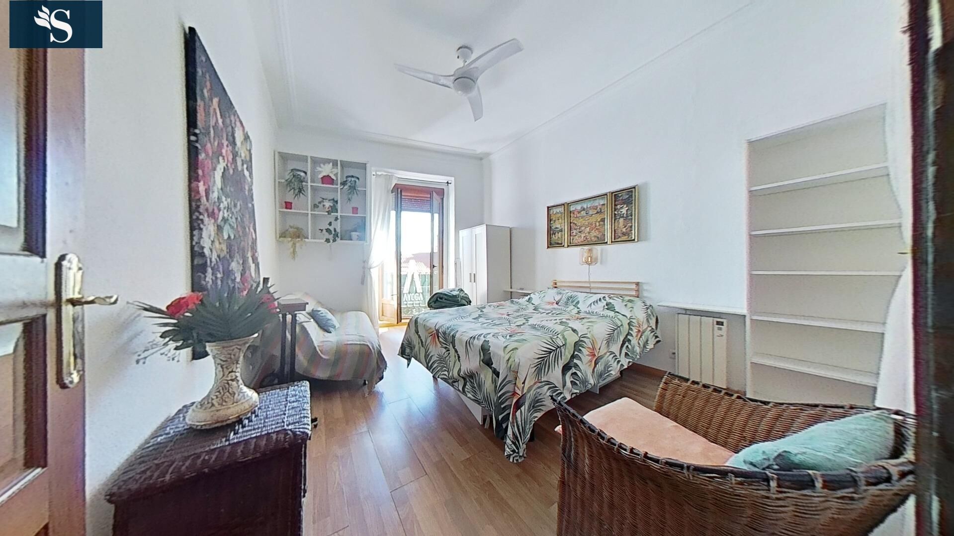 Flat to rent in Calle Calle de Atocha, Cortes - Huertas